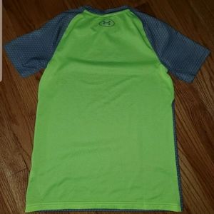 UNDER ARMOUR Gray Neon Mesh Size YLG Shirt